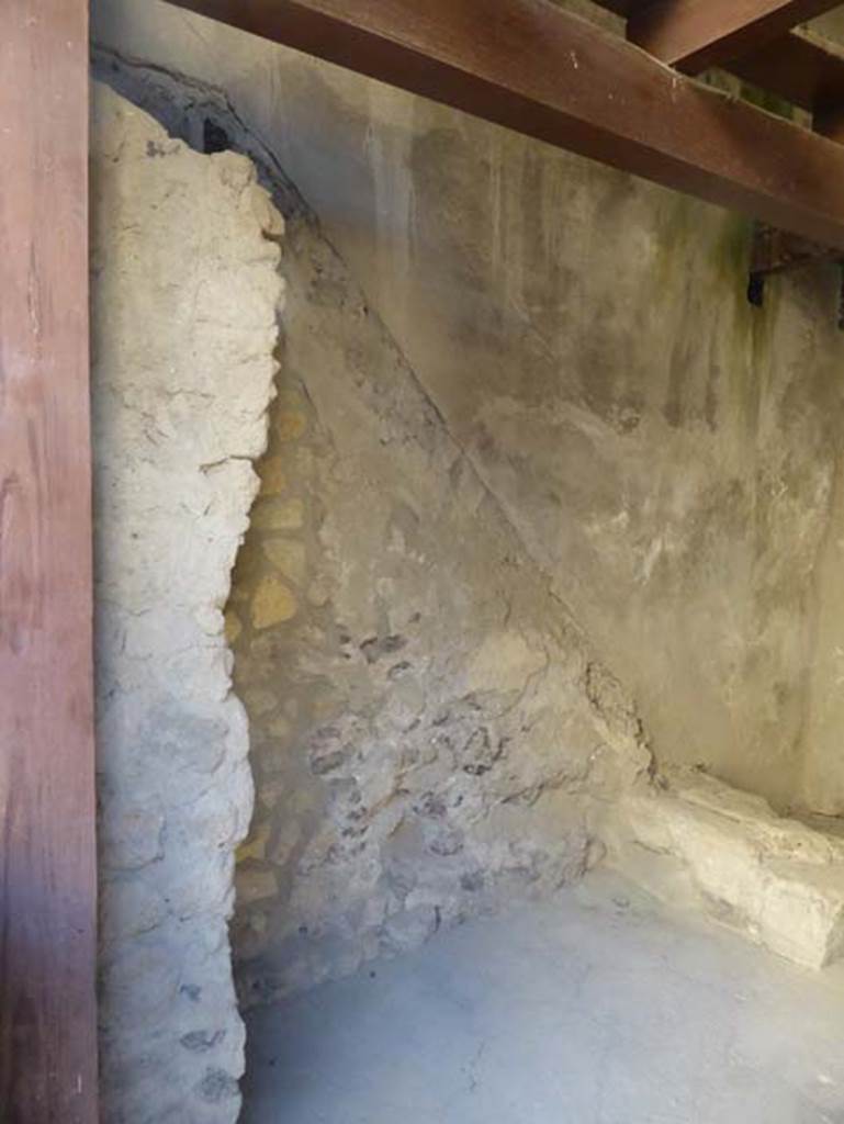 Ins. VI 15 Herculaneum, September 2015. East wall with imprint of stairs to upper floor in wall plaster.